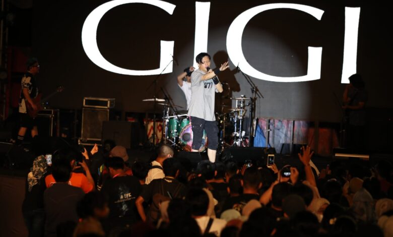 Tampil Enerjik di Makassar F8, Fans Gigi: Luar Biasa Keren!