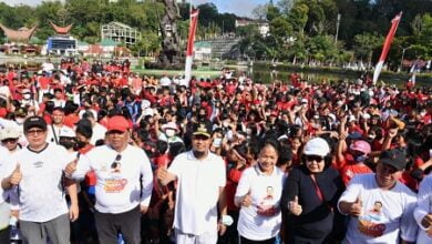 Gubernur Andi Sudirman Bersama Ribuan Warga dan Pelajar Tator Jalan Pagi Sulsel Anti Mager
