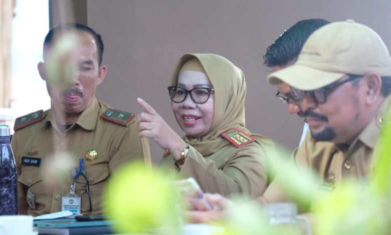Sekretaris Daerah (Sekda) Kabupaten Gowa, Kamsina menekankan agar kerjasama seluruh pihak menjadi upaya bersama dalam menekan pelanggan di Pemilu 2024 mendatang. 