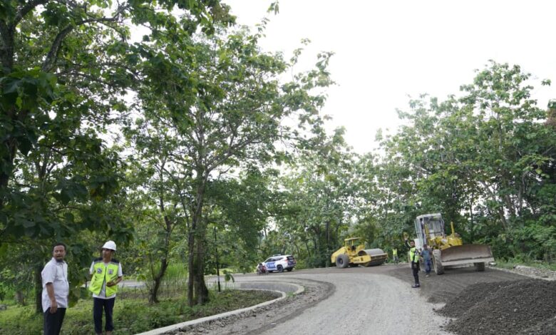Rusak Berat, Pemprov Bertahap Lanjutkan Penanganan Ruas Ujung Lamuru-Palattae