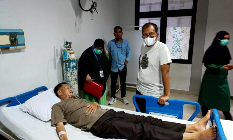 Danny Pomanto, Jenguk Patwal Burhanuddin di RSUD Daya