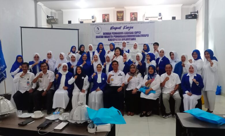 Wabup Edy Manaf Buka Raker IWAPI Bulukumba