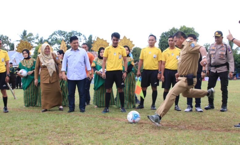 Buka Gattareng Cup, Andi Utta Pimpin Doa untuk Korban Stadion Kanjuruhan