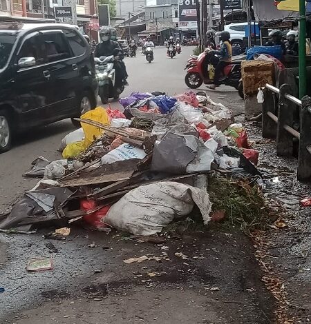 Bone Darurat Sampah, DLH Kewelahan Kekurangan Fasilitas dan Armada