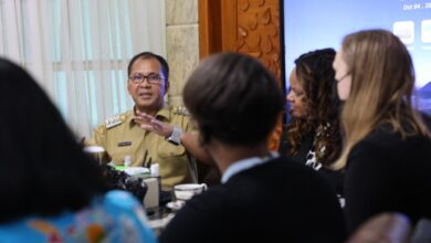 Wali Kota Makassar Terima Kunjungan Wadir Kantor Bantuan Luar Negeri Amerika Serikat
