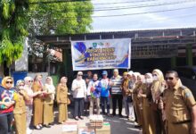 Sambangi Posko Kontingen Porprov Sulsel, Dekranasda Bulukumba Berbagi Bahan Makanan