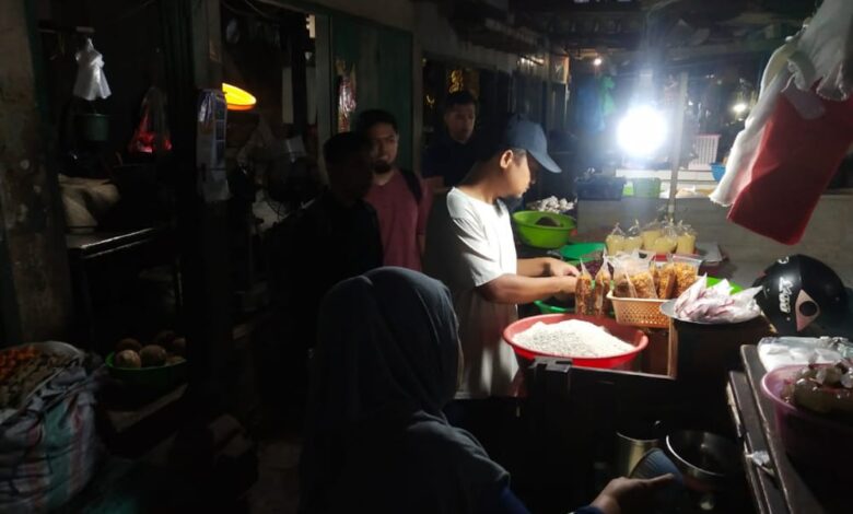 Sembari Olahraga, Gubernur Andi Sudirman Pantau Harga Bahan Pokok di Pasar Sawah