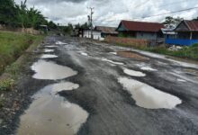 Memprihatinkan, Ruas Jalan Tanah Batue Bone-Sinjai Rusak Parah