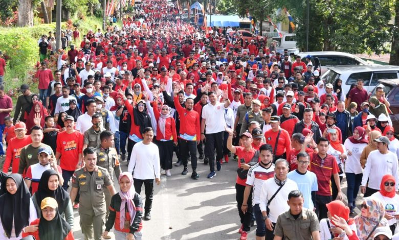 Gubernur Andi Sudirman Sulaiman Lepas 10 Ribuan Peserta Anti Mager di Malino
