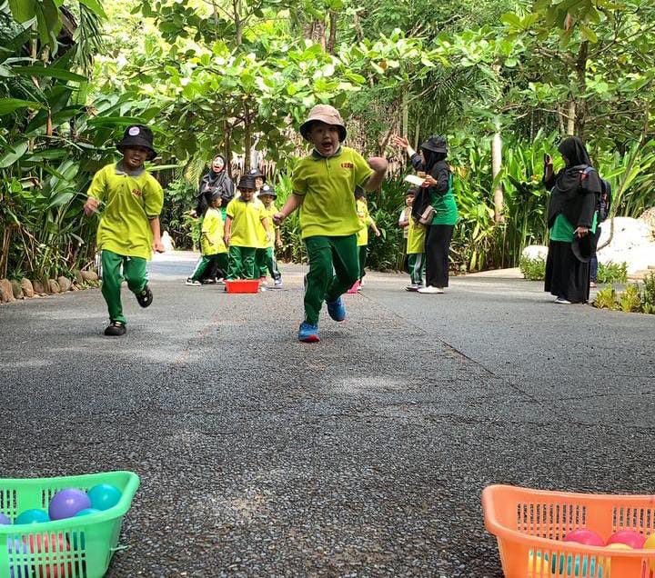 Keseruan Siswa-siswi TK Islam Athirah 1 Makassar Mengikuti Kegiatan Kids Outbond