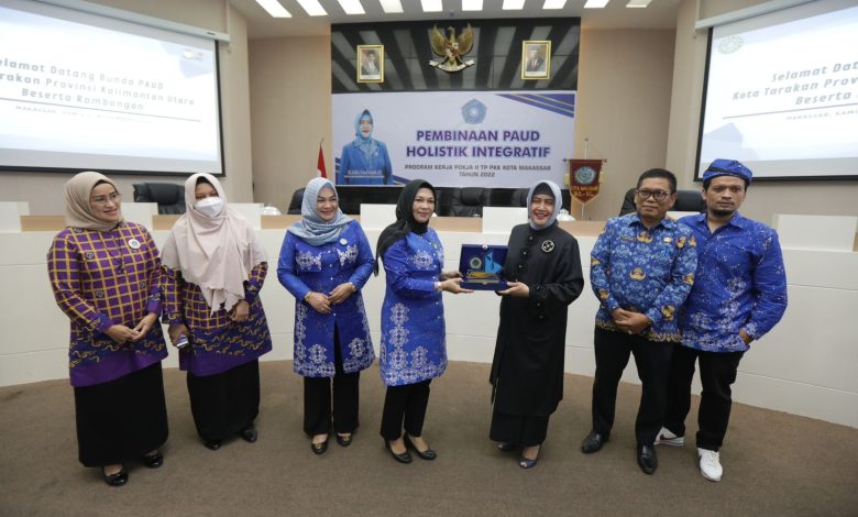 Bunda PAUD Kota Makassar dan Tarakan Berbagi Strategi Pembinaan Anak