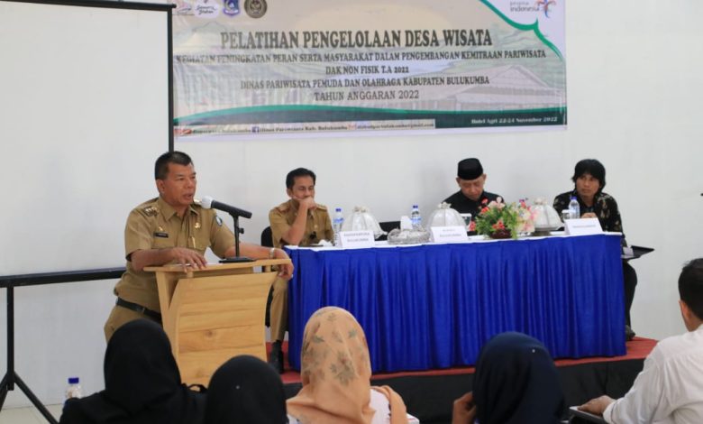 Bupati Andi Utta Ajak Kelola Desa Wisata Lebih Kreatif