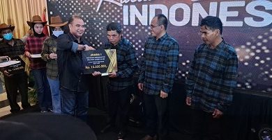 Inseminasi Buatan dan Kawin Alam Bawa Alimuddin Hajar Meraih Inseminator Terbaik di Indonesia
