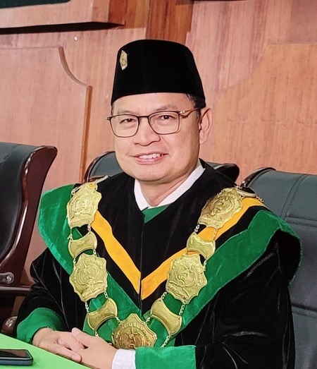 Prof Taruna Ikrar Dikukuhkan Jadi Guru Besar Tetap Farmakologi Universitas Malahayati