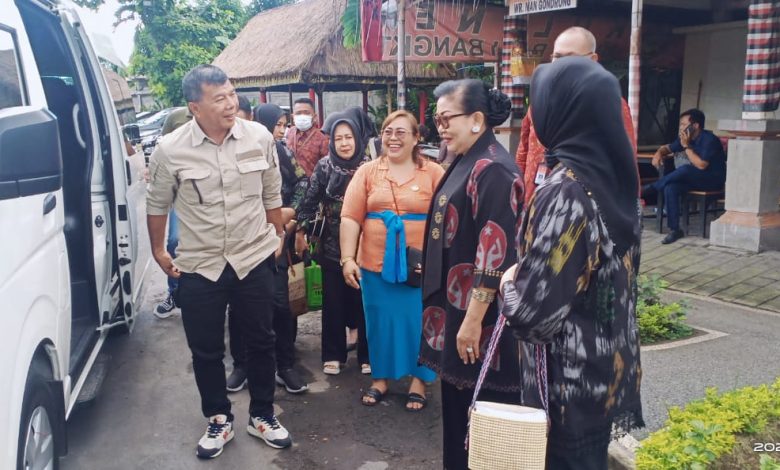 Bupati Bulukumba Bawa Istri-istri Kades Belajar Pengembangan Desa Wisata dan UMKM di Bali