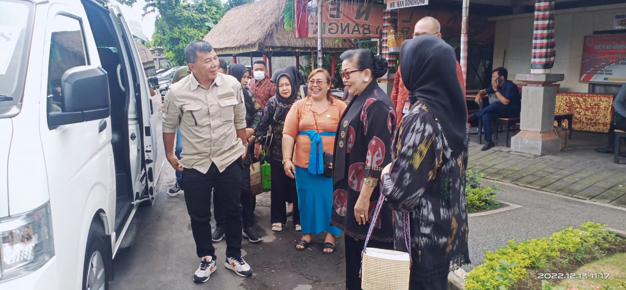 Bupati Bulukumba Bawa Istri-istri Kades Belajar Pengembangan Desa Wisata dan UMKM di Bali