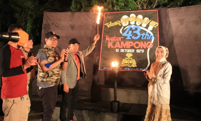 Bupati-Wabup Hadiri HUT Teater Kampong ke-43