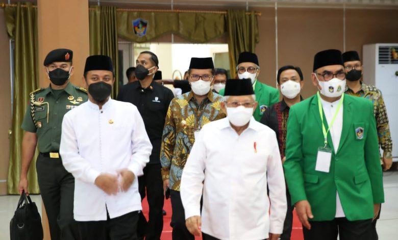 Danny Dampingi Wapres RI Hadiri Silatuhrahmi Akbar Pemerintah dan Masyarakat Kota Makassar