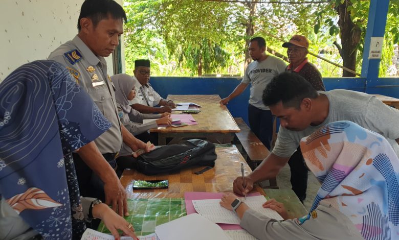 Dishub Bulukumba Bantu Biaya Izin Trayek kepada Sopir Angkutan
