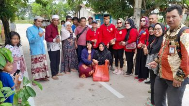 Kembali Berbagi Di Jumat Berkah, KZI Internasional Sasar Pengungsi Banjir Di Manggala