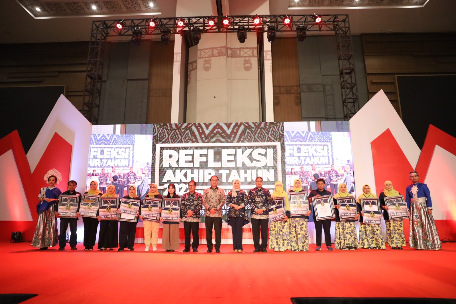 Refleksi Akhir Tahun 2022, Pemkot Makassar Apresiasi Inovasi Terbaik 6 SKPD dan 6 Sekolah