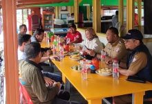 Wakil Wali Kota Makassar Ngopi Pagi di Cafe Terapung Lorong Wisata Sydney