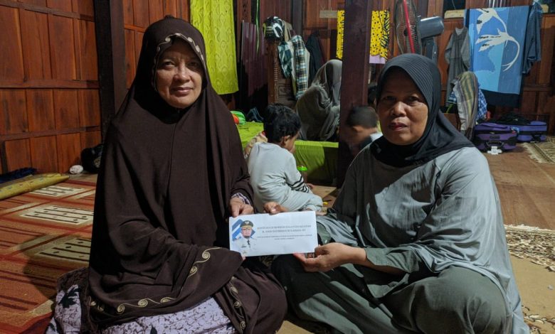 Gubernur Andalan Beri Santunan Guru Tertimpa Pohon di Sidrap