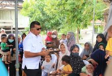 Gempur Stunting, Parade Motor Distribusi Paket Gizi ke Rumah-rumah Warga