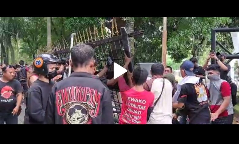 Aliansi Peduli Mattoanging Bantah Lakukan Perusakan Fasilitas Negara Saat Demo di Kantor Gubernur Sulsel