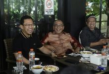 IAS Ngopi Bareng Aura di Warkop 36 Gowa, Ada Apa?