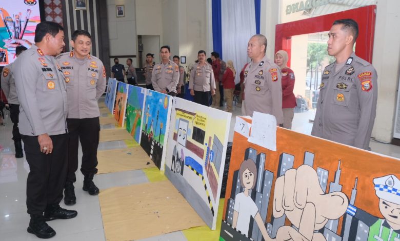Hiasi Police Art Festival 2022, Kapolda Sulsel Bangga Karya Difabel