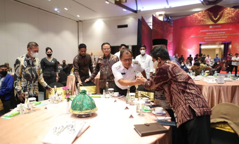 Danny Pomanto Simak Kondisi Perekenomian Nasional