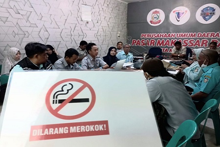 Terapkan Kawasan Tanpa Rokok, Perumda Pasar Larang Karyawan Merokok di Ruangan Kantor