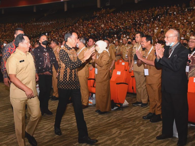 Gubernur Andi Sudirman Hadiri Rakornas Di Sentul Bogor