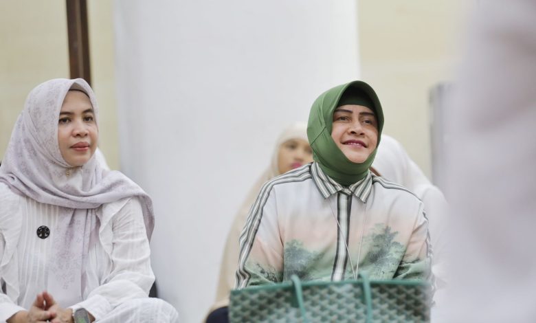 Sambut 2023, Ketua TP PKK Makassar Zikir Bersama di Baruga Anging Mammiri