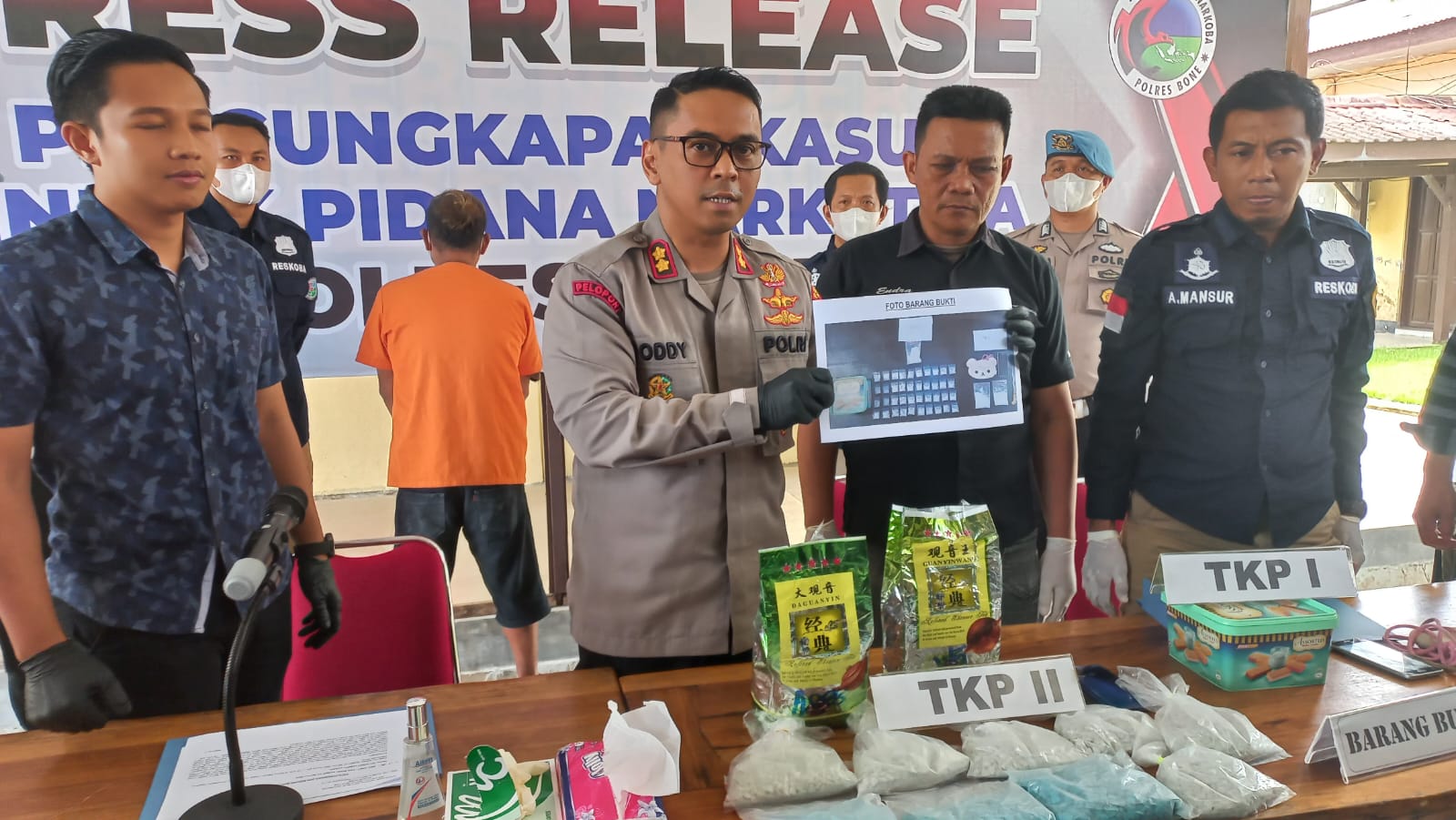 Polres Bone Gagalkan 2 Kg Sabu Yang Siap Diedarkan Oleh Pelaku Dari Kalimantan Utara