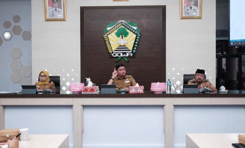Tingkatkan Perekonomian Masyarakat Gowa, Adnan Dorong Percepatan Penyerapan APBD