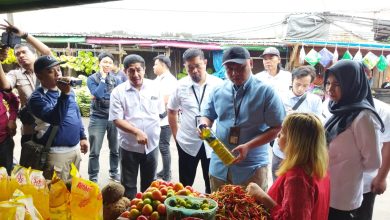 Sidak Pasar di Makassar, KPPU dan Disdag Sulsel Pastikan Bahan Pokok Masyarakat Aman
