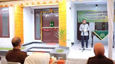 Bersama Kajati Sulsel, Danny Resmikan Empat Unit Rumdis Asisten Kejati Sulsel