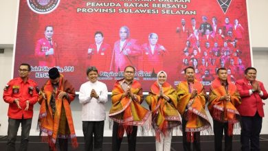 Horas! Danny Pomanto Ajak Pemuda Batak Bersatu Jadikan Makassar Makin Inklusif