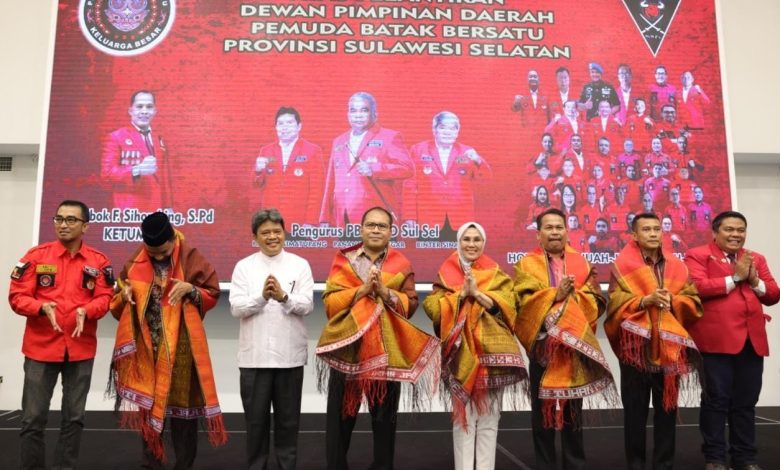 Horas! Danny Pomanto Ajak Pemuda Batak Bersatu Jadikan Makassar Makin Inklusif