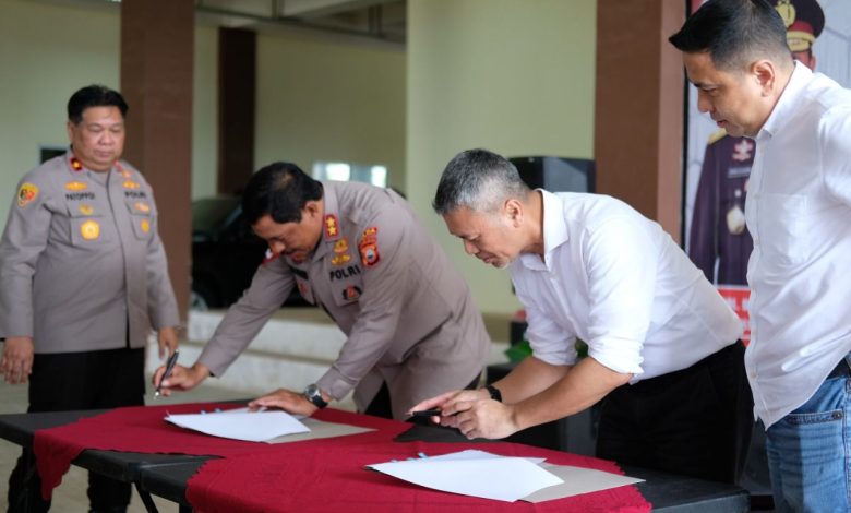 KALLA dan Kapolda Sulawesi Selatan Resmikan Program CSR Pengaspalan Mako Ditsamapta dan Mako Polda Sulsel