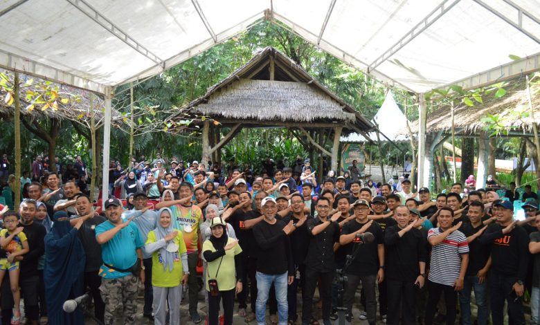 Kalla Transport & Logistics Menggelar Family Gathering di Bugis Waterpark Adventure