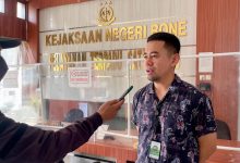 Kejari Bone Kembali Tetapkan 2 Tersangka Kasus Korupsi Rehabilitasi Daerah Irigasi.