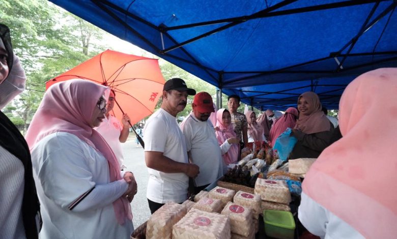 Masyarakat Nikmati Pasar Murah Pemkab Gowa, Minyak Goreng Produk Terlaris