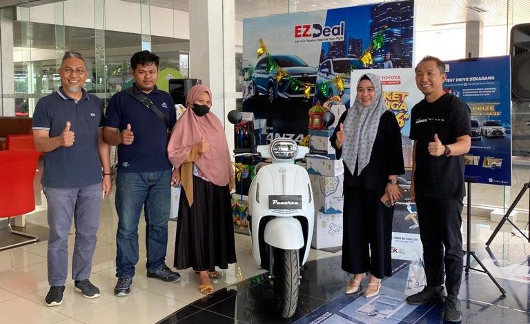 Melalui Program Gathering Online Kalla Toyota Kembali Bagi-Bagi Motor