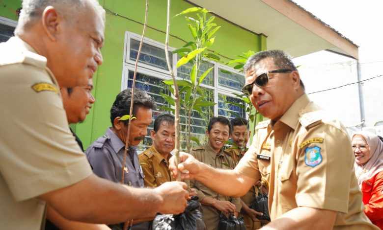 Musrenbang Ujung Loe Andi Utta Kembali Bagikan 400 Bibit Unggul