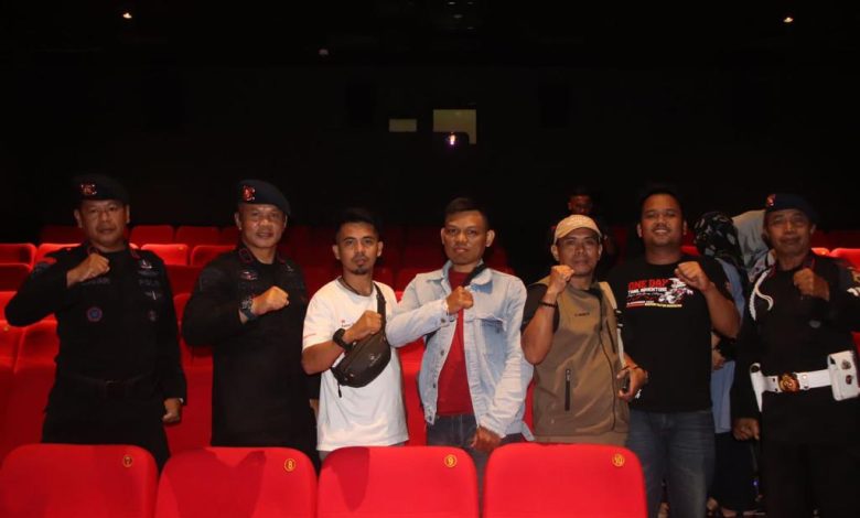 Nobar Film Tanpa Ampun, Personel Brimob Bone Datangi Planet Cinema