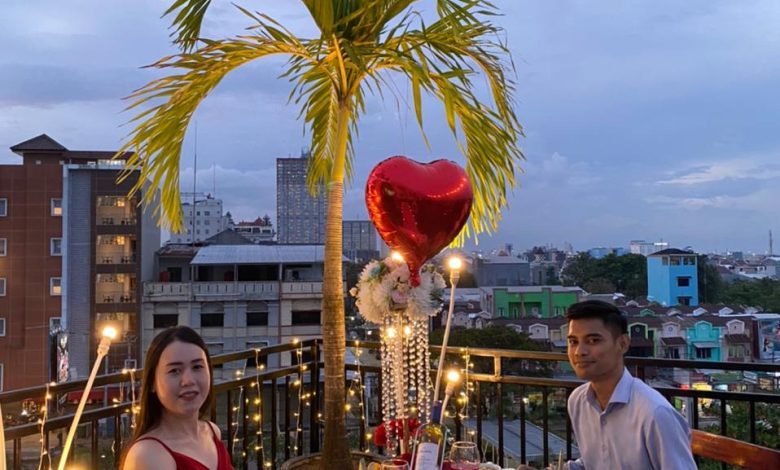 Swiss-Belinn Panakkukang Makassar Hadirkan Makan Malam Romantis Rayakan Hari Kasih Sayang