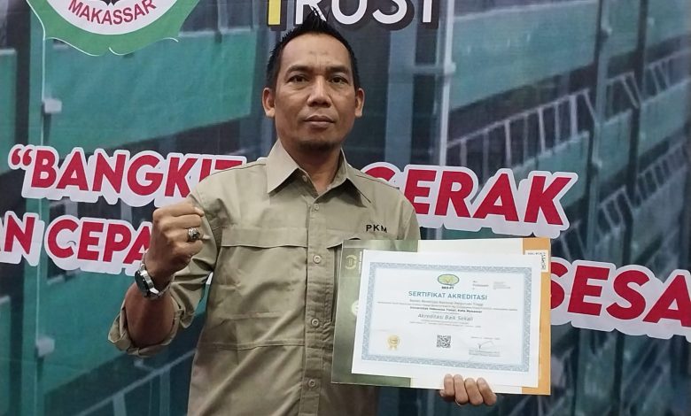 UIT Makassar Raih Akreditasi Institusi Baik Sekali dari BAN PT.